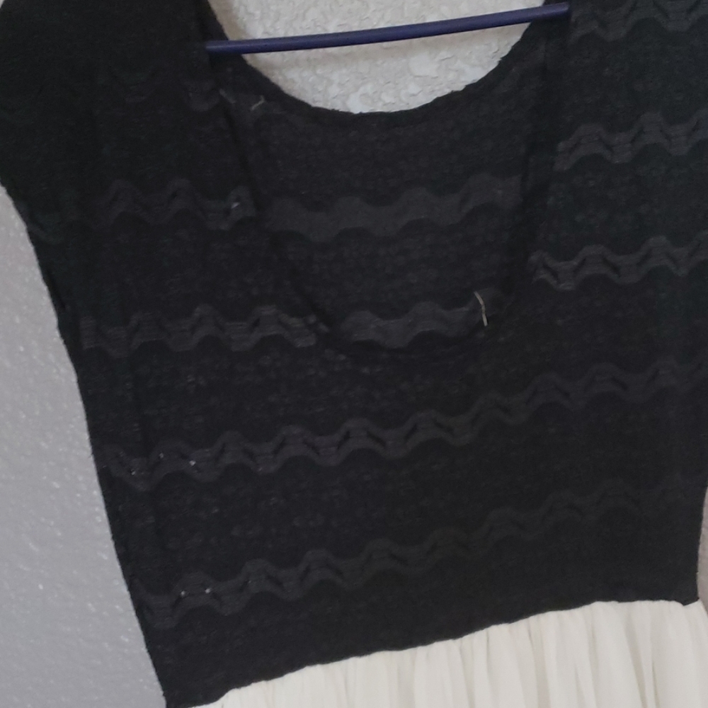 Dress - Picture 4 of 5